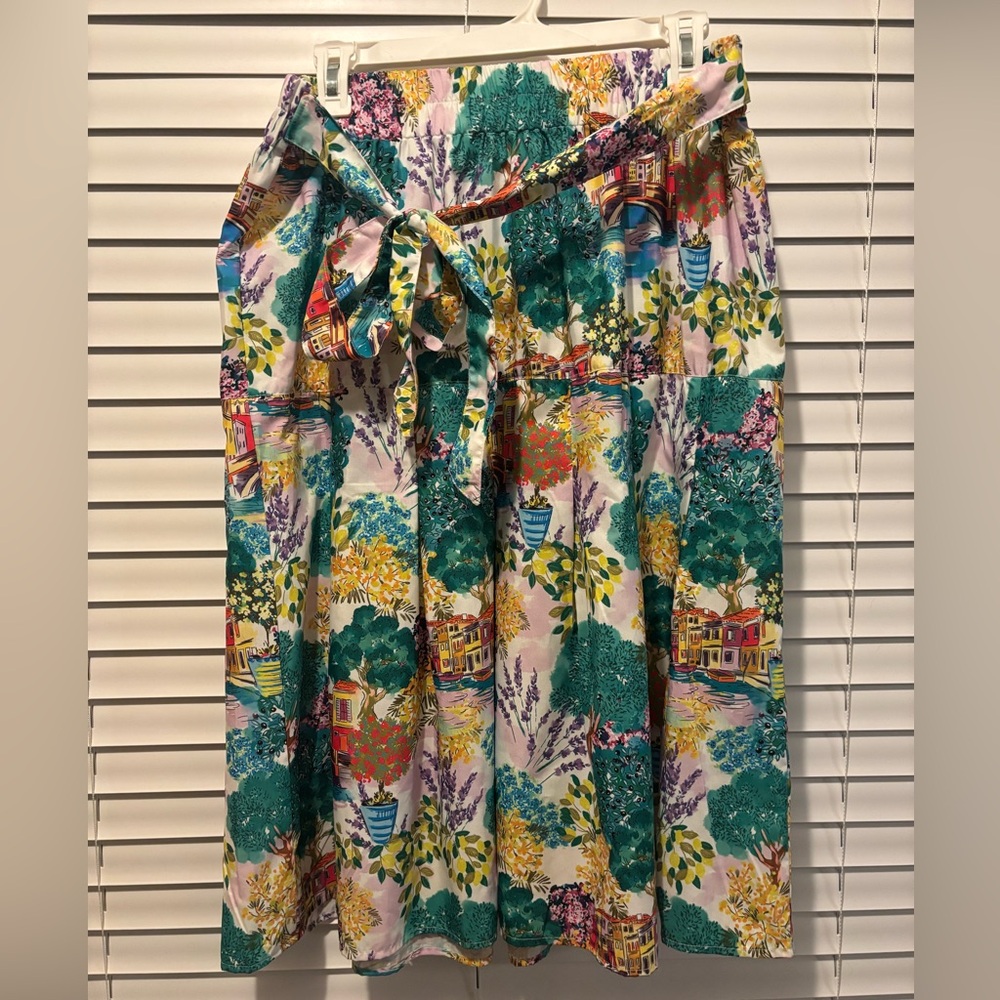 Déjà Bleu Premium Scenic Village Print Knee-Length Skirt